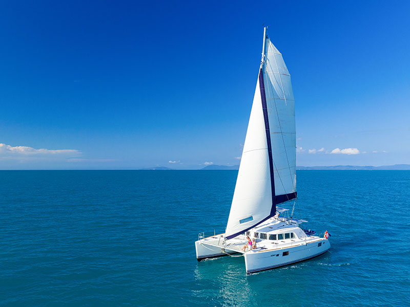 Whitsunday Getaway Premium Sailing