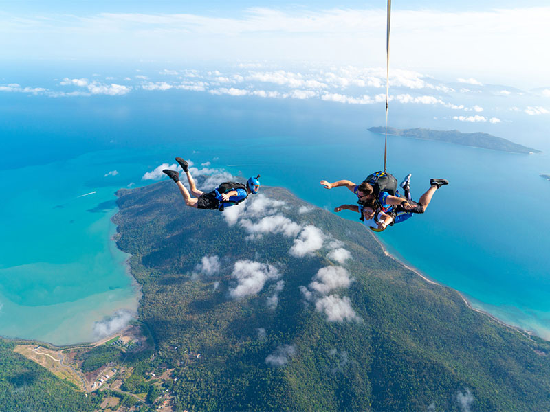 Airlie Beach Skydive up to 15,000ft