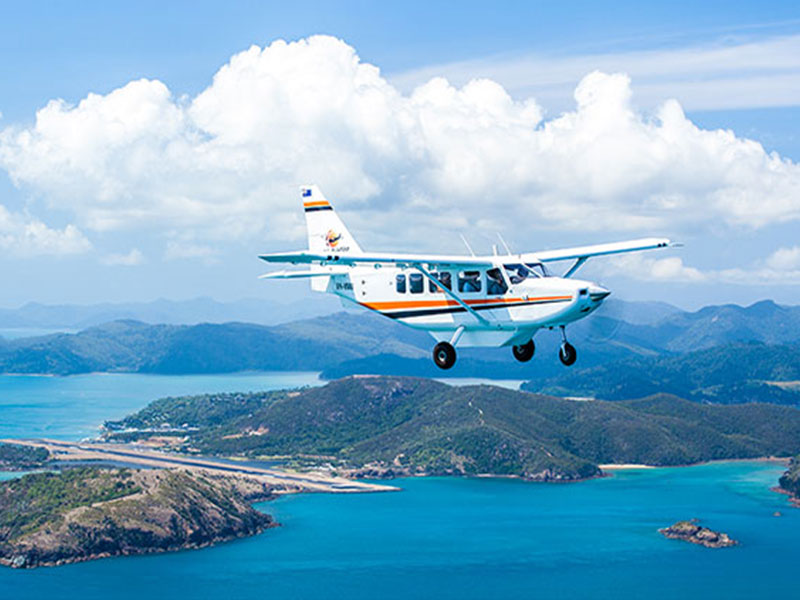 Whitsundays & Great Barrier Reef Scenic Flight