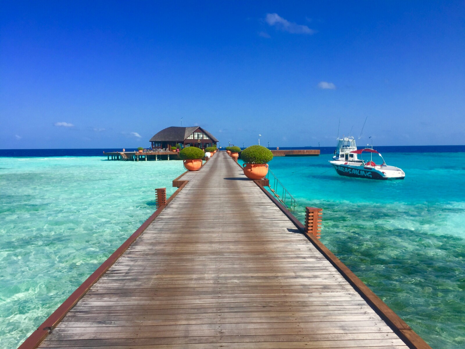 maldives-crystal blue beach-Happy Travels